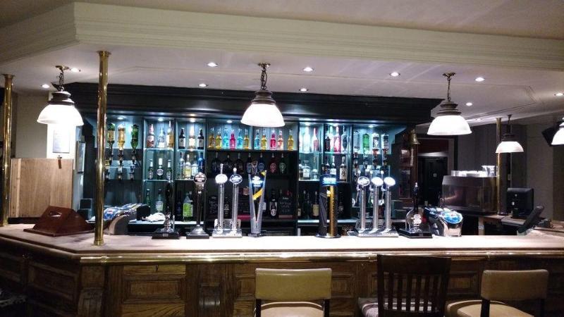 Royal Hotel, Bar & Grill Purfleet Exterior photo